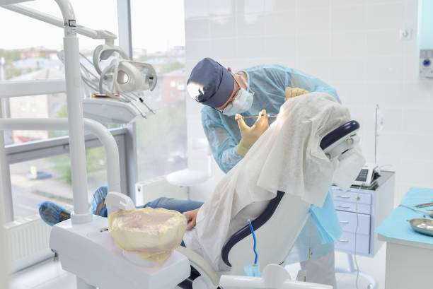 Best Emergency Tooth Extraction  in Hidden Hills, CA